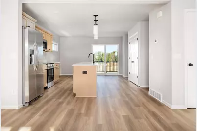 10122 Mosaic Way, Middleton, WI 53593 - Photo 4