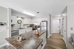 123 Waverly Dr, Cambridge, WI 53523 - Photo 2