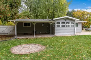 1831 Hoover St, Janesville, WI 53545 - Photo 8