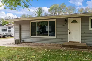 1831 Hoover St, Janesville, WI 53545 - Photo 4