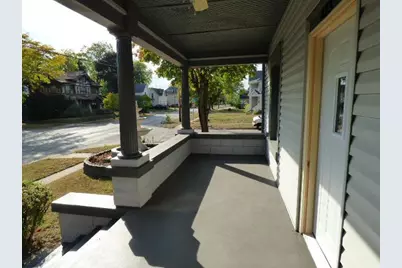 423 Portland Avenue, Beloit, WI 53511 - Photo 4