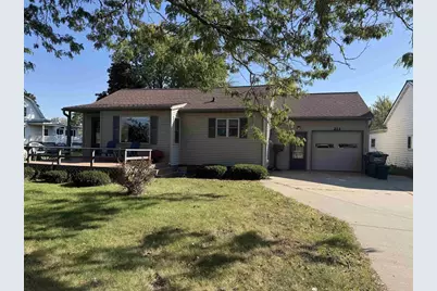 211 N Superior Avenue, Tomah, WI 54660 - Photo 2