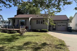 211 N Superior Ave, Tomah, WI 54660 - Photo 2