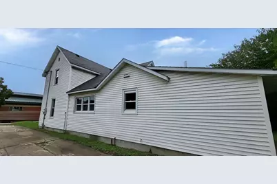 407 W Oak Street, Sparta, WI 54656 - Photo 2