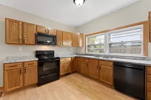 326 7th Ave, Baraboo, WI 53913 - Photo 10