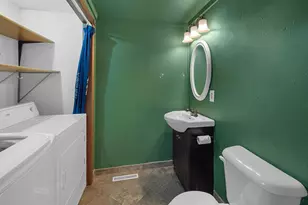 206 West St, Beaver Dam, WI 53916 - Photo 10