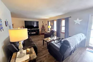 1001 Elm St, Mauston, WI 53948 - Photo 4