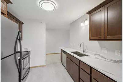 8206 Starr Grass Drive #401, Madison, WI 53719 - Photo 2