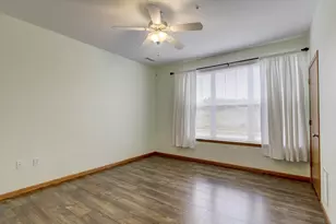 121 Metro Terrace, Madison, WI 53718 - Photo 20