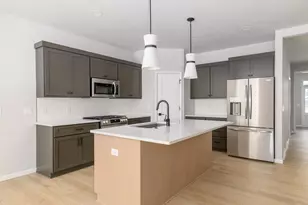 27 Spittlebug Cir, Madison, WI 53718 - Photo 6