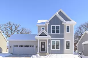 1149 Hickory Hls Dr, Sun Prairie, WI 53590 - Photo 1