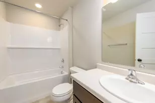 1149 Hickory Hls Dr, Sun Prairie, WI 53590 - Photo 14