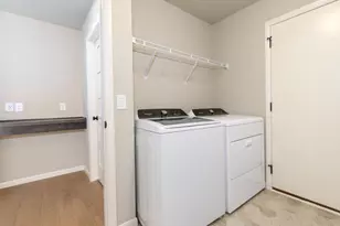 1149 Hickory Hls Dr, Sun Prairie, WI 53590 - Photo 8