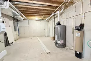 908 Travis Larson Ct, Waunakee, WI 53597 - Photo 34