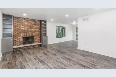 3221 Derby Down, Madison, WI 53713 - Photo 8