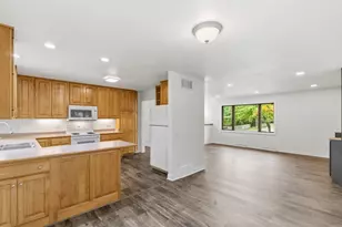 3221 Derby Down, Madison, WI 53713 - Photo 12