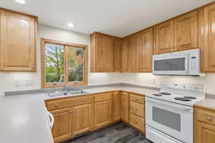 3221 Derby Down, Madison, WI 53713 - Photo 14