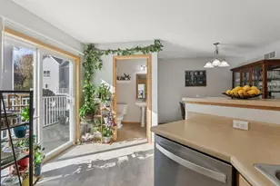 709 Cricket Ln, Middleton, WI 53562 - Photo 12