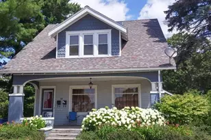 723 Prospect Ave, Portage, WI 53901 - Photo 2