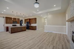 2025 Mulberry St, Sauk City, WI 53583 - Photo 4