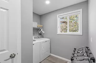 819 E Hiawatha Dr, Wisconsin Dells, WI 53965 - Photo 24