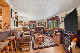 1073 W Queens Way, Nekoosa, WI 54457 - Photo 12