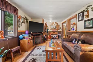 1073 W Queens Way, Nekoosa, WI 54457 - Photo 14