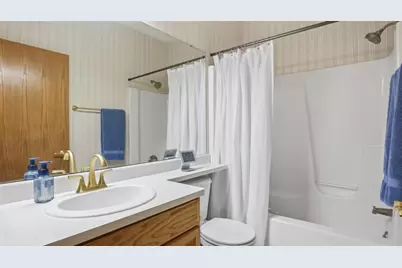 31 Deer Point Trail, Madison, WI 53719 - Photo 16