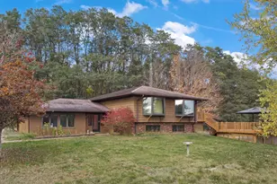 W13434 Cypress Ave, Coloma, WI 54930 - Photo 2