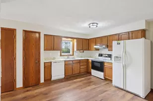 W1152 Fox Rd, Columbus, WI 53925 - Photo 10