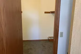 903 Clarmar Dr, Sun Prairie, WI 53590 - Photo 26