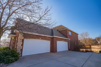 8705 Fairway Oaks Drive, Verona, WI 53593 - Photo 4
