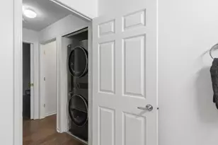 8530 Greenway Blvd, Middleton, WI 53562 - Photo 40