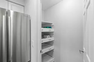 8530 Greenway Blvd, Middleton, WI 53562 - Photo 22