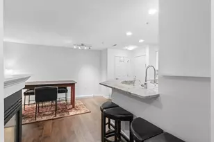 8530 Greenway Blvd, Middleton, WI 53562 - Photo 24