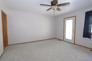 702 W 2nd St, Necedah, WI 54646 - Photo 14