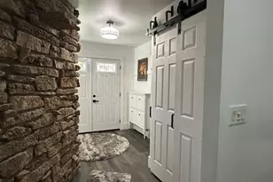 450 Marnie Ln, Peshtigo, WI 54157 - Photo 2