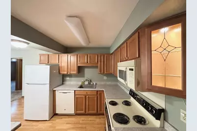 4525 Martha Lane, Madison, WI 53716 - Photo 4