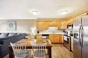 2391 Effingham Way, Sun Prairie, WI 53590 - Photo 8