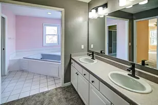 5708 Pembroke Dr, Fitchburg, WI 53711 - Photo 36