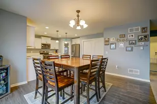 131 W Blackhawk Dr, Fort Atkinson, WI 53538 - Photo 12