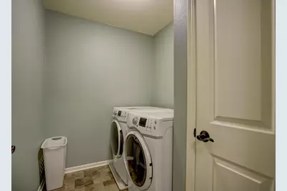 131 W Blackhawk Drive, Fort Atkinson, WI 53538 - Photo 20