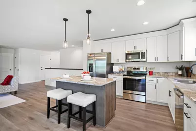 549 Prestige Court, Edgerton, WI 53534 - Photo 4