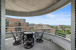 137 E Wilson St, Madison, WI 53703 - Photo 12