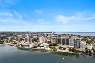 137 E Wilson St, Madison, WI 53703 - Photo 46