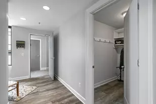 137 E Wilson St, Madison, WI 53703 - Photo 18