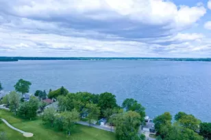 3218 Aalseth Ln, Stoughton, WI 53589 - Photo 4