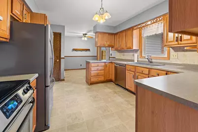 255 Chapin Street, Columbus, WI 53925 - Photo 8