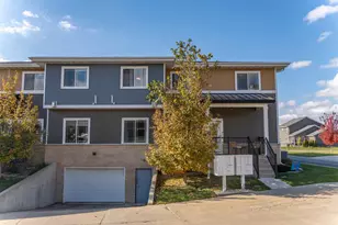 1325 Bunker Hill Dr, Sun Prairie, WI 53590 - Photo 24