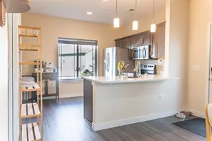 1325 Bunker Hill Dr, Sun Prairie, WI 53590 - Photo 6